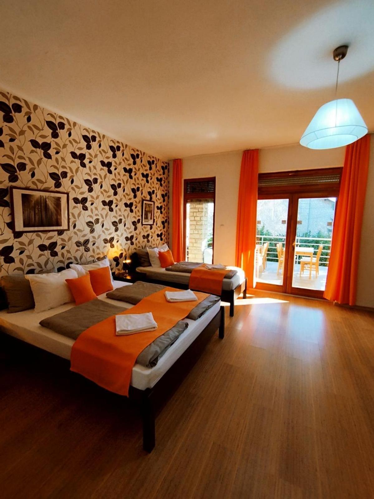 Apartman Vitorlas Vendeghaz Balatonfured Exterior photo